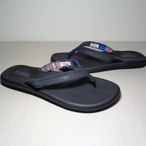 Flojos Size 9 M Black Lavender Flip Flop Sandals New Women's Shoes